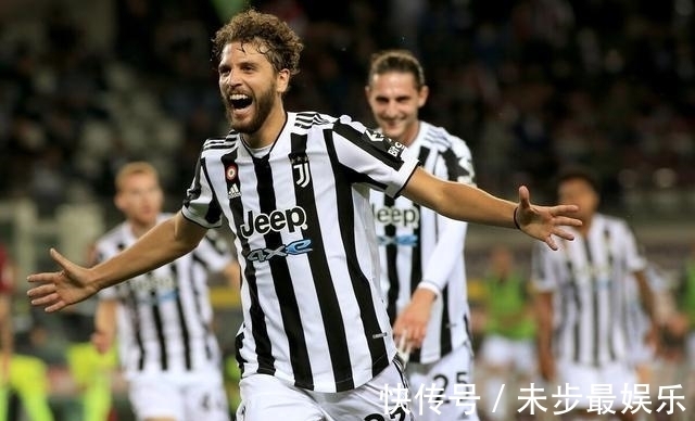 甲赛场上的 甲赛场上的