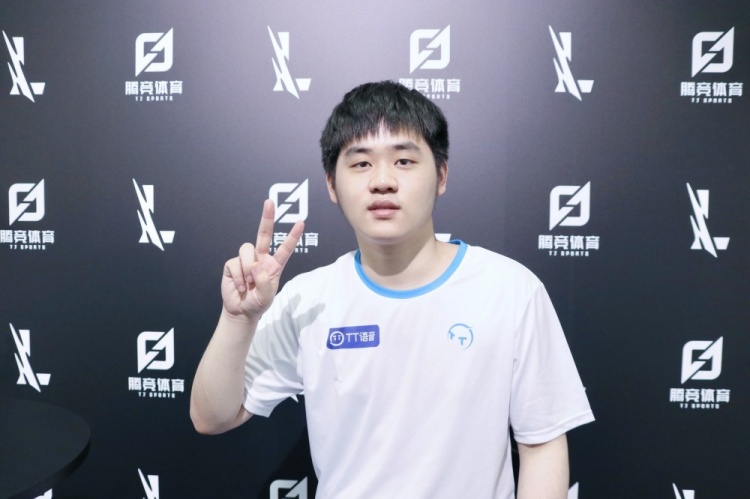 密集夜赛 密集夜赛