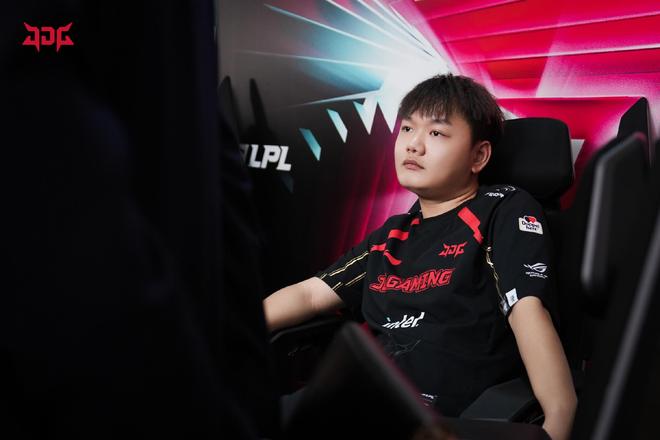 按多数联赛 按多数联赛