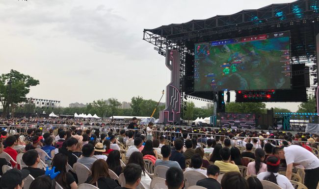 引发了广泛 引发了广泛